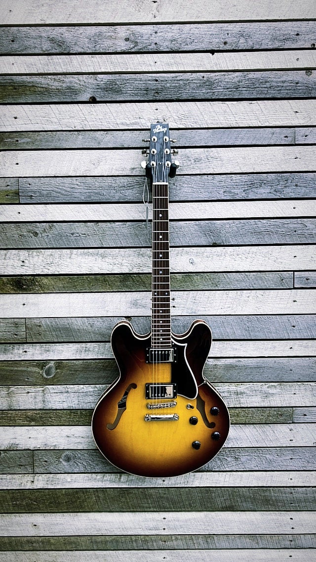 Heritage Cosmic Dave's Guitar Shop
